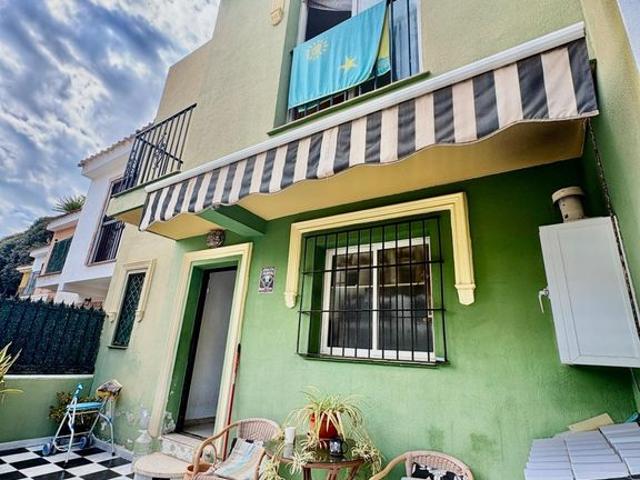 Vivienda de alto standing de 107 m2 en venta Fuengirola, Andalucía