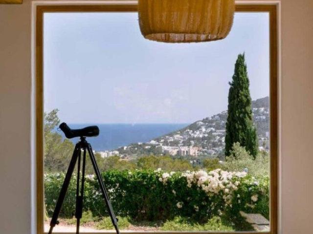 Vivienda de alto standing de 1168 m2 en venta Ibiza, España