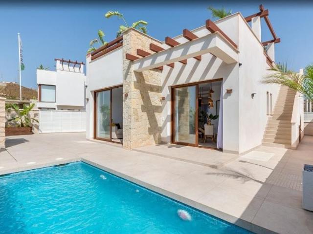Vivienda de alto standing de 125 m2 en venta Vera, Andalucía