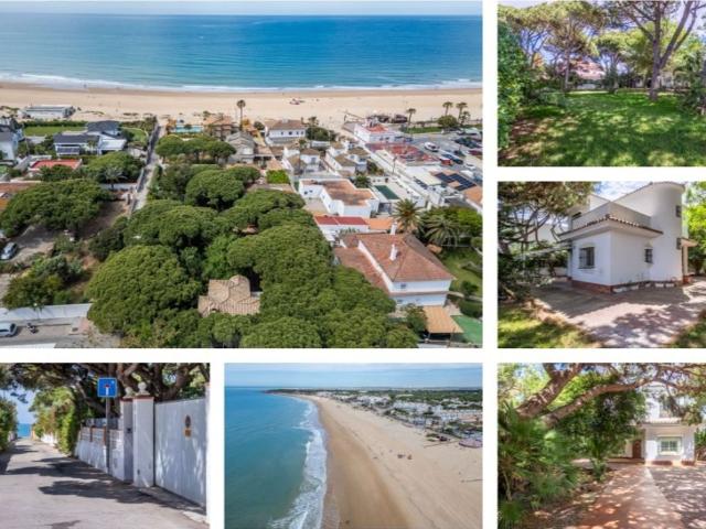 Vivienda de alto standing de 130 m2 en venta Chiclana de la Frontera, Andalucía