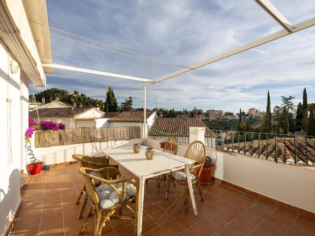 Vivienda de alto standing de 139 m2 en venta Granada, España