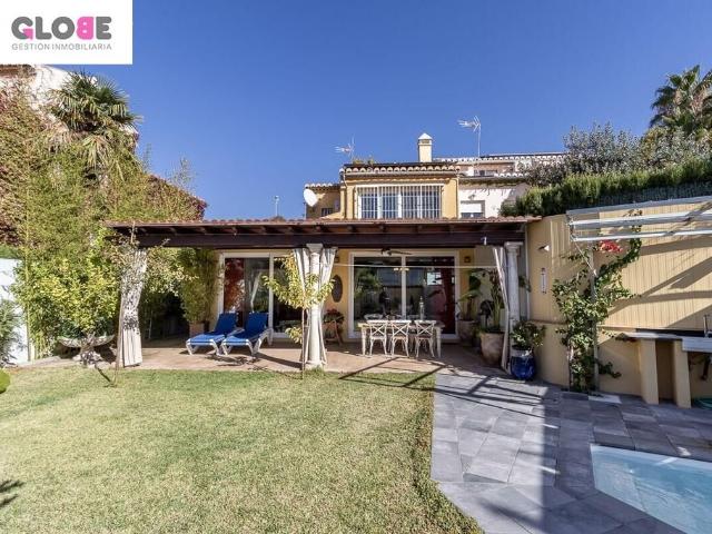Vivienda de alto standing de 260 m2 en venta Granada, España