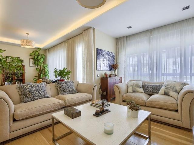 Vivienda de alto standing de 265 m2 en venta Madrid, España