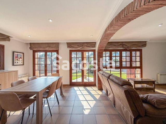 Vivienda de alto standing de 273 m2 en venta Blanes, Cataluña