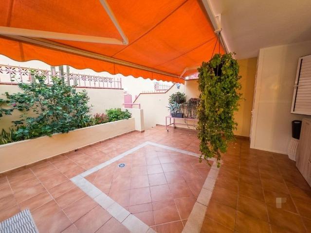 Vivienda de alto standing de 270 m2 en venta Adeje, Canarias