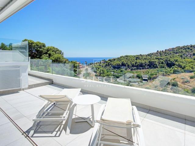 Vivienda exclusiva de 250 m2 en venta La Herradura, España