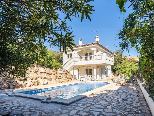 Vivienda de alto standing de 201 m2 en venta l'Escala, Cataluña