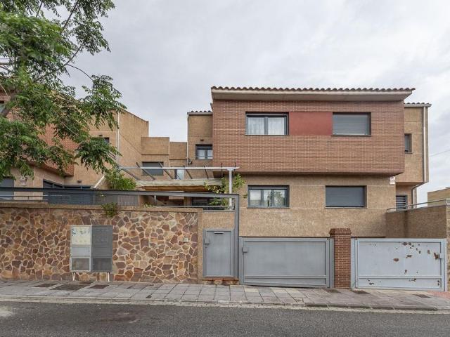 Vivienda de alto standing de 202 m2 en venta Armilla, Andalucía