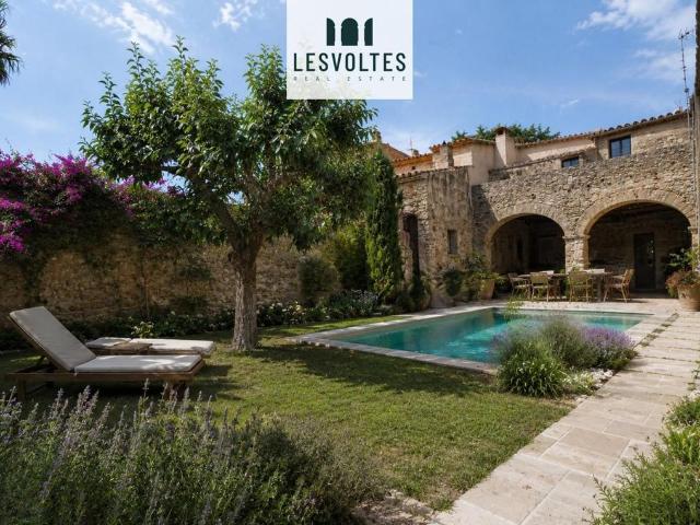Vivienda de alto standing de 208 m2 en venta Llofriu, España