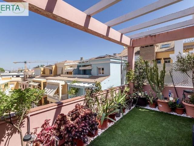 Vivienda de alto standing de 223 m2 en venta Granada, Andalucía