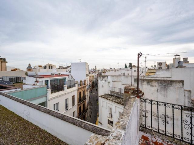 Vivienda de alto standing de 235 m2 en venta Sevilla, Andalucía