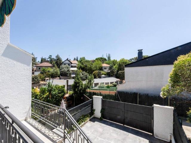 Vivienda de alto standing de 238 m2 en venta Torrelodones, España