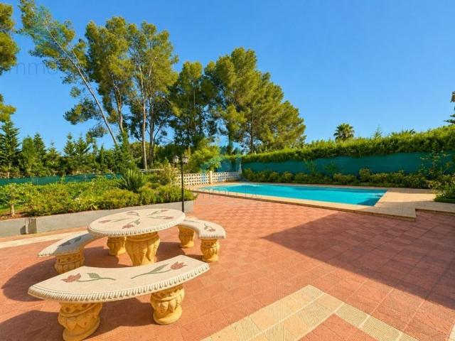 Vivienda de alto standing de 364 m2 en venta Pallaresos, España