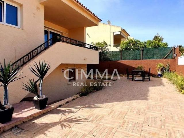 Vivienda de alto standing de 372 m2 en venta la Nucia, Comunidad Valenciana