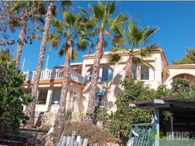 Vivienda de alto standing de 378 m2 en venta la Nucia, Comunidad Valenciana