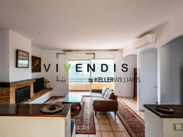 Vivienda de alto standing de 321 m2 en venta Corbera de Llobregat, Cataluña