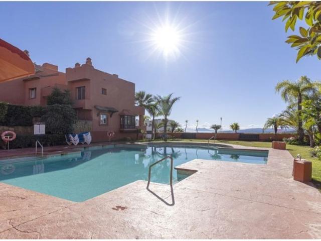Vivienda de alto standing de 333 m2 en venta Manilva, España