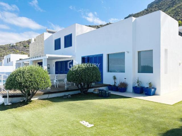 Vivienda de alto standing de 444 m2 en venta Adeje, España