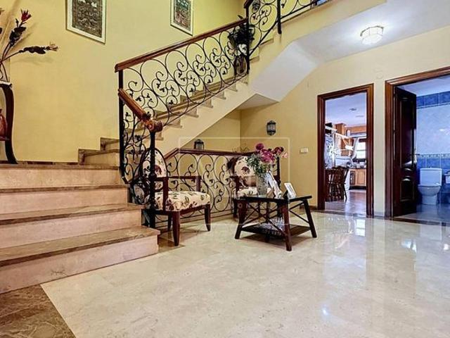 Vivienda de alto standing de 462 m2 en venta Granada, Andalucía