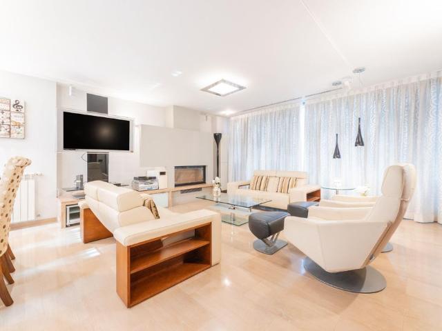 Vivienda de alto standing de 484 m2 en alquiler Gandía, Comunidad Valenciana