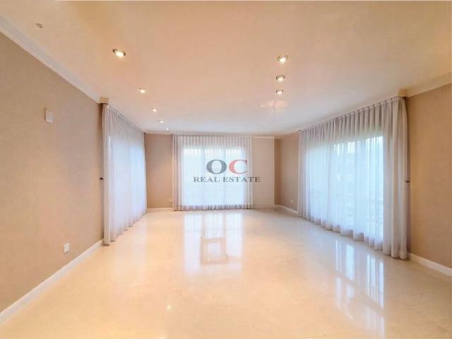 Vivienda de alto standing de 400 m2 en venta Murcia, España