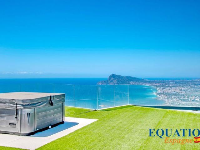 Vivienda de alto standing de 425 m2 en venta Altea, España