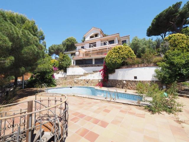 Vivienda de alto standing de 434 m2 en venta Sant Fost de Campsentelles, Cataluña