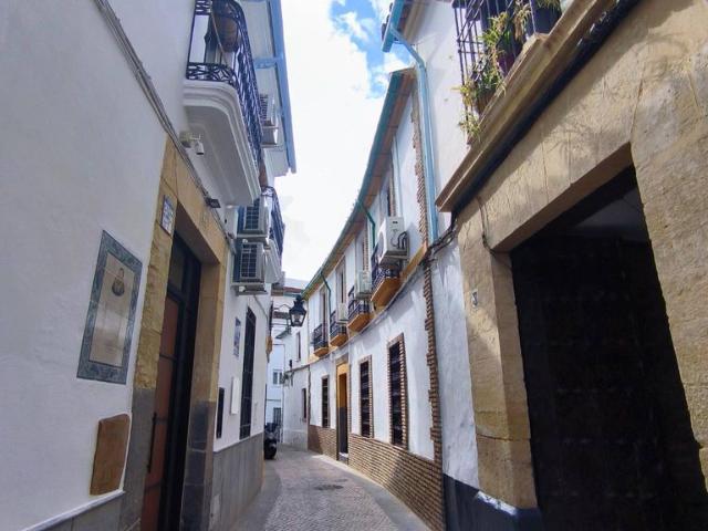 Vivienda de alto standing de 549 m2 en venta Córdoba, Andalucía