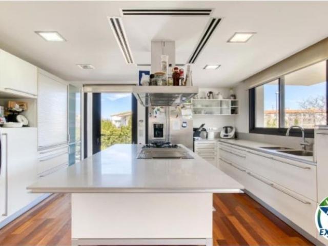 Vivienda de alto standing de 571 m2 en venta Llançà, España