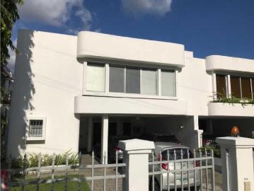 Vivienda de alto standing de 500 m2 en venta Bella Vista, Provincia de Colón