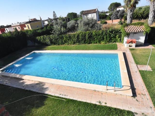 Vivienda de alto standing de 526 m2 en venta Bollullos de la Mitación, España