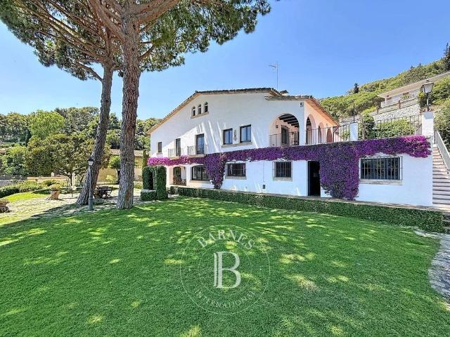 Vivienda de alto standing de 526 m2 en venta Premiá de Dalt, España