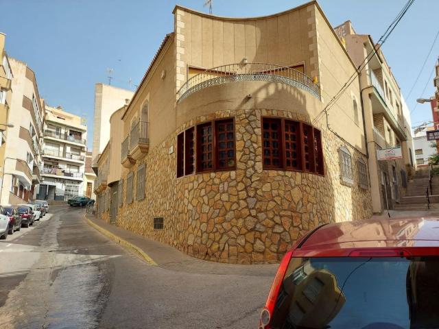 Vivienda de alto standing de 650 m2 en venta Adra, España