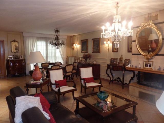 Vivienda de alto standing de 725 m2 en venta Córdoba, España