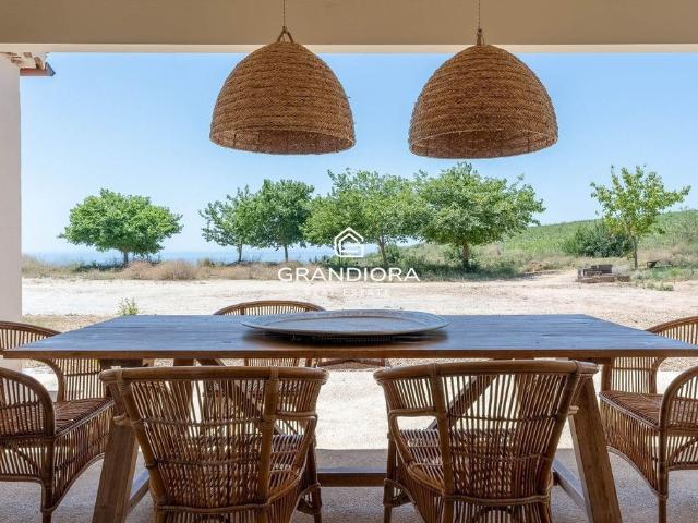 Vivienda de alto standing de 930 m2 en venta Tiana, Cataluña