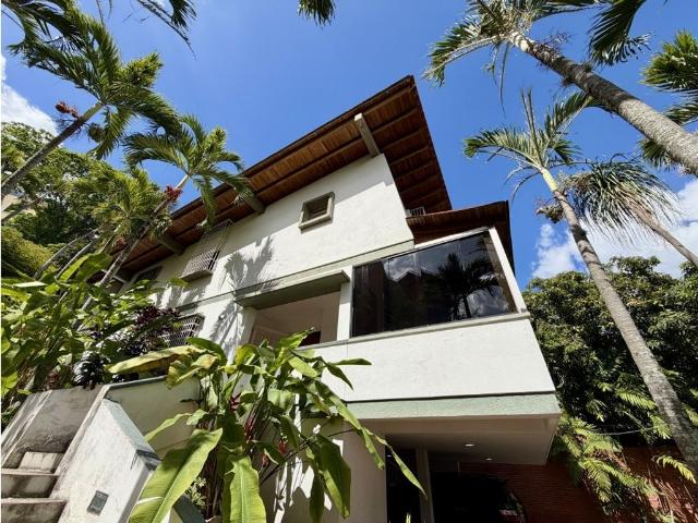 Vivienda de alto standing en alquiler Nueva Caracas, Distrito Capital