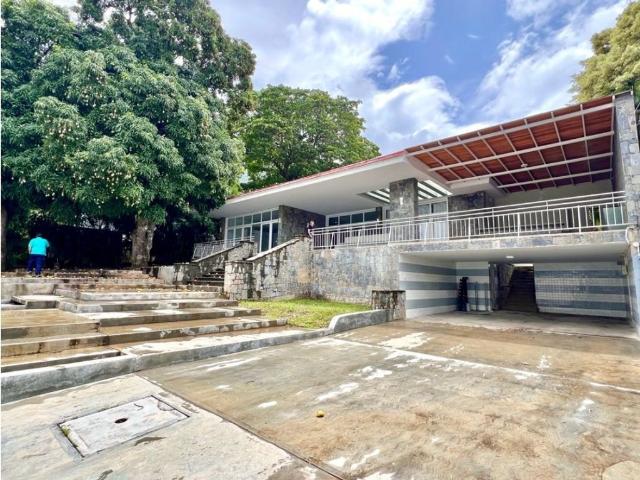 Vivienda de alto standing en alquiler Nueva Caracas, Distrito Capital