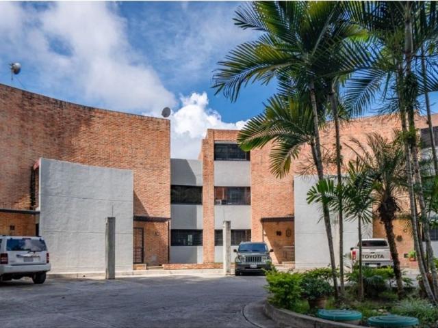 Vivienda de alto standing en alquiler Nueva Caracas, Distrito Capital