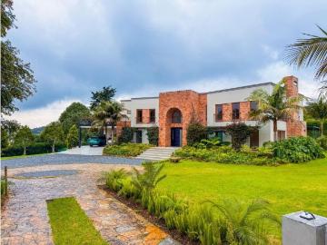 Vivienda de alto standing en venta Medellín, Departamento de Antioquia