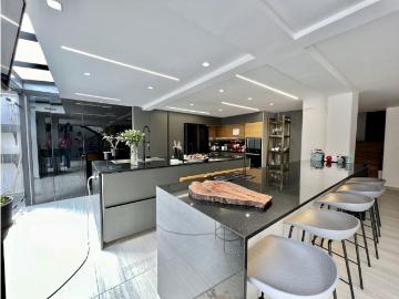 Vivienda de alto standing en venta Medellín, Departamento de Antioquia
