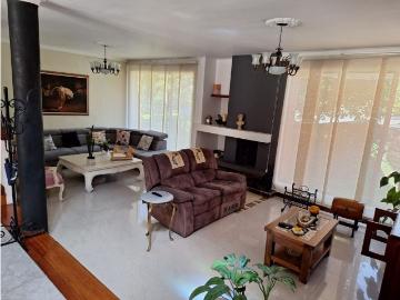 Vivienda de alto standing en venta Medellín, Departamento de Antioquia