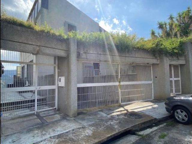 Vivienda de alto standing en venta Nueva Caracas, Distrito Capital