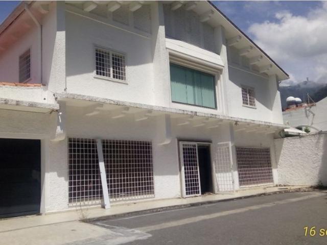 Vivienda de alto standing en venta Nueva Caracas, Distrito Capital