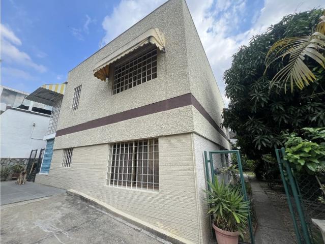 Vivienda de alto standing en venta Nueva Caracas, Distrito Capital