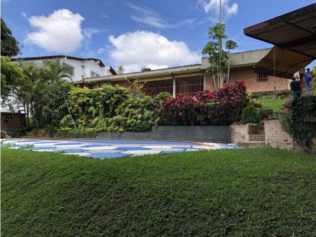 Vivienda de alto standing en venta Nueva Caracas, Distrito Capital