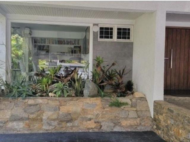 Vivienda de alto standing en venta Nueva Caracas, Distrito Capital