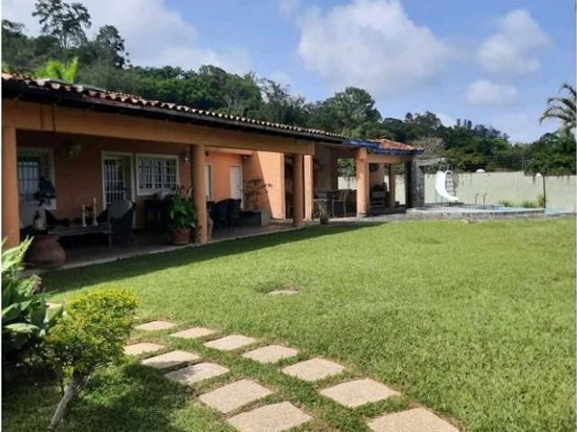 Vivienda de alto standing en venta Nueva Caracas, Distrito Capital