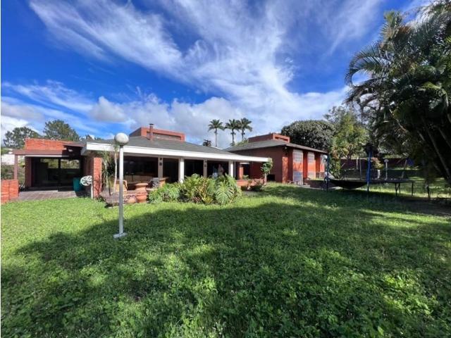 Vivienda de alto standing en venta Nueva Caracas, Distrito Capital