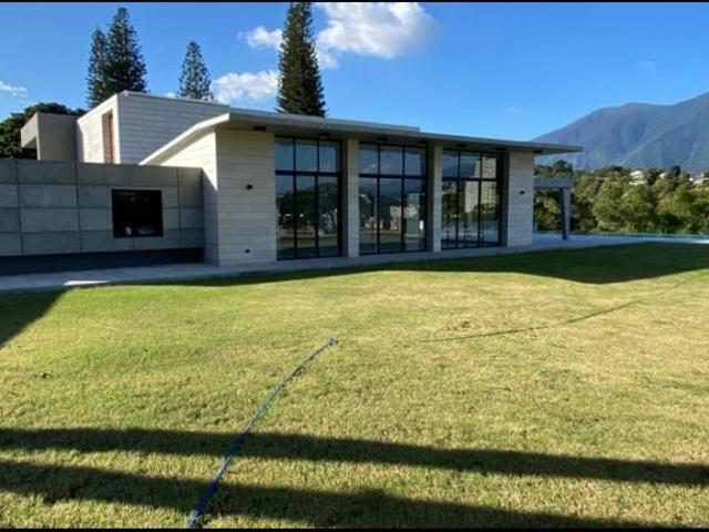 Vivienda de alto standing en venta Nueva Caracas, Distrito Capital