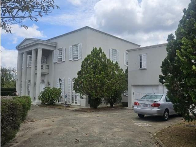 Vivienda de alto standing en venta Nueva Caracas, Distrito Capital
